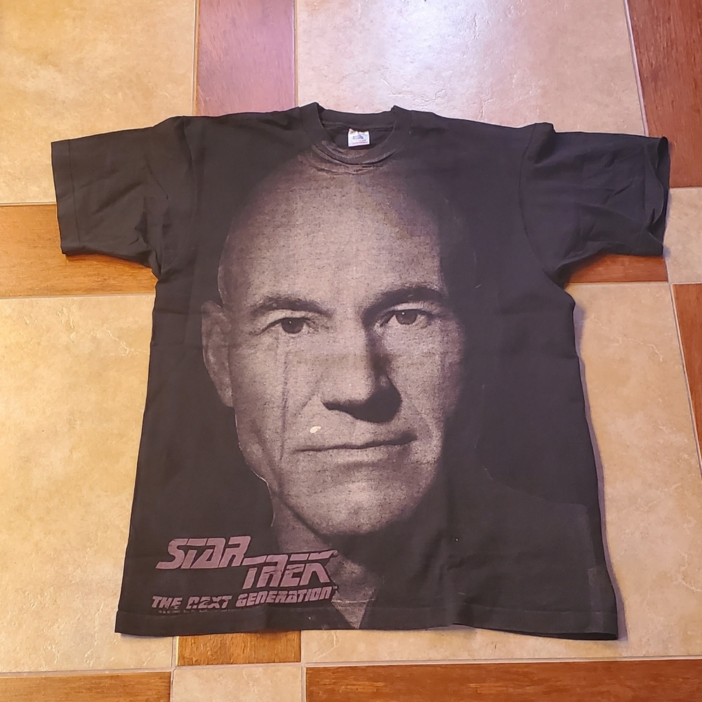 Star Trek shirt